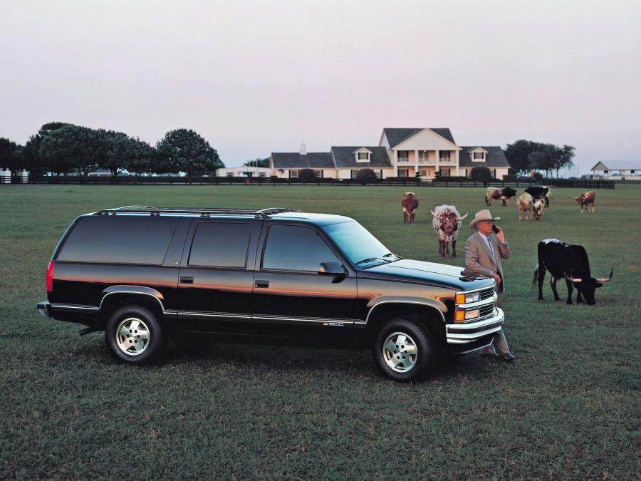  Chevrolet Suburban 1994 года  (фото 22 из 26)